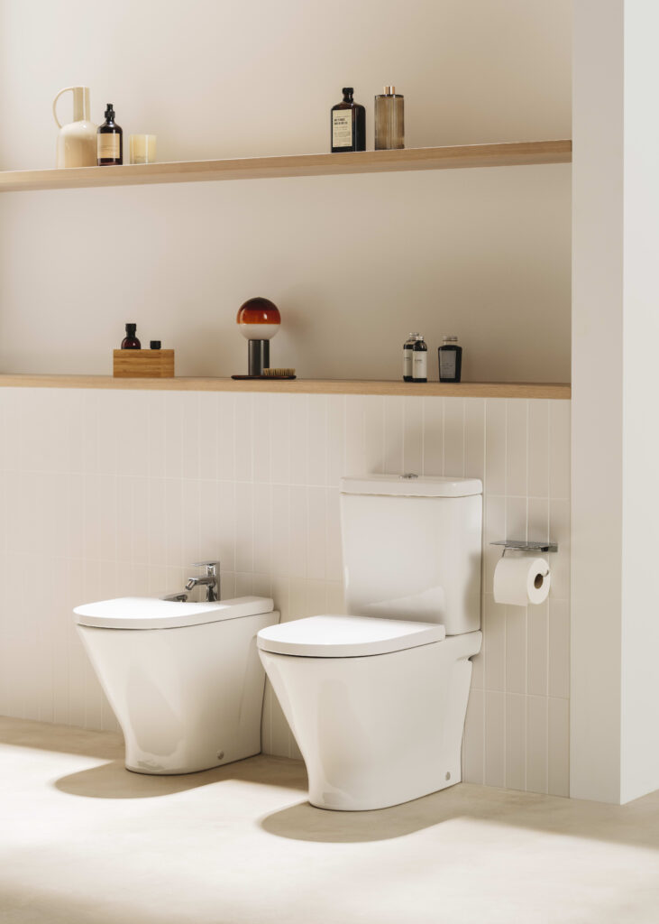Tapa de WC fabricada en Duroplast por COMSAN